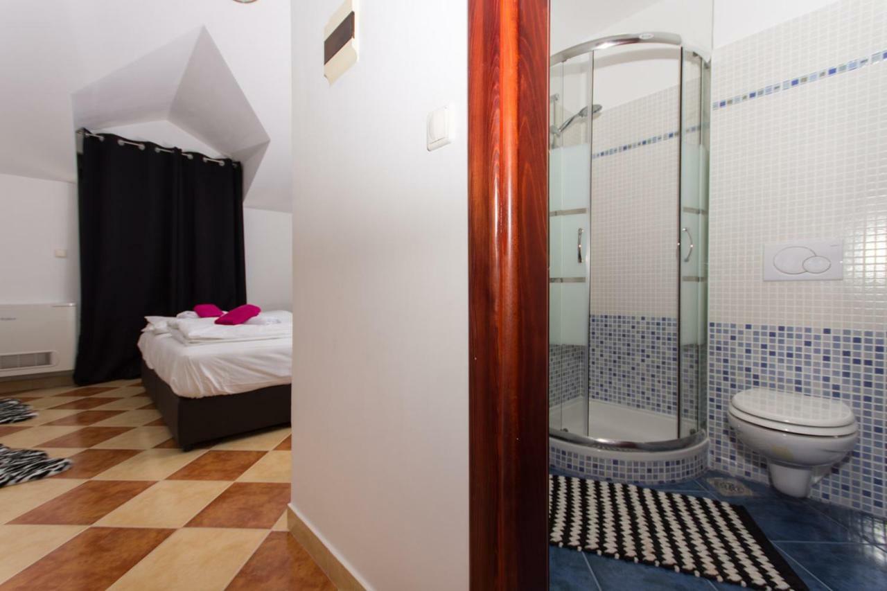 Guesthouse Vakans Slatine Exterior foto
